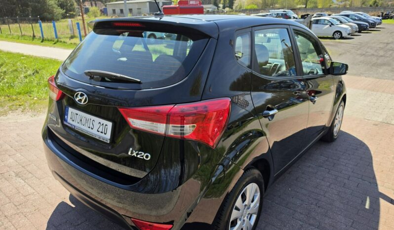 Hyundai ix20 1,4 benzynka 90 KM z niskim przebiegiem 94 tyś km !!! full