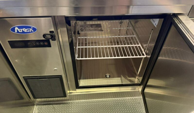 Esselmann Deli Food 400 Nowa przyczepa gastronomiczna z wyposażeniem!! full