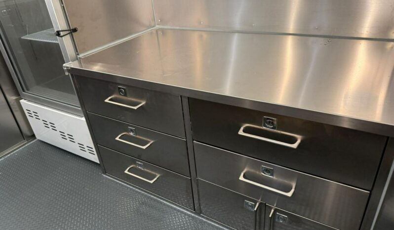 Esselmann Deli Food 400 Nowa przyczepa gastronomiczna z wyposażeniem!! full