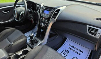 Hyundai i30 5 drzwi 1,4 benzynka  99 KM w bardzo ładnym stanie !!! full