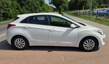 Hyundai i30 5 drzwi 1,4 benzynka  99 KM w bardzo ładnym stanie !!! full