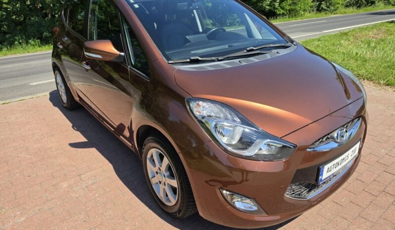 Hyundai ix20 1,4 benzynka 90 KM z niskim przebiegiem 94 tyś km !!! full