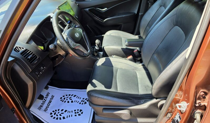 Hyundai ix20 1,4 benzynka 90 KM z niskim przebiegiem 94 tyś km !!! full