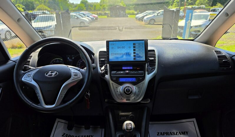 Hyundai ix20 1,4 benzynka 90 KM z niskim przebiegiem 94 tyś km !!! full