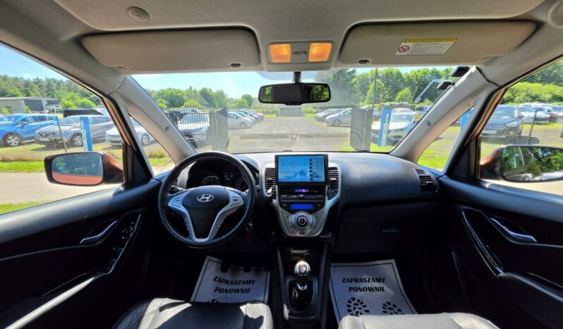Hyundai ix20 1,4 benzynka 90 KM z niskim przebiegiem 94 tyś km !!! full