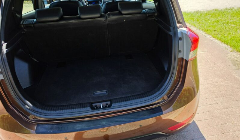 Hyundai ix20 1,4 benzynka 90 KM z niskim przebiegiem 94 tyś km !!! full