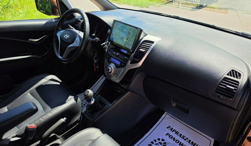 Hyundai ix20 1,4 benzynka 90 KM z niskim przebiegiem 94 tyś km !!! full