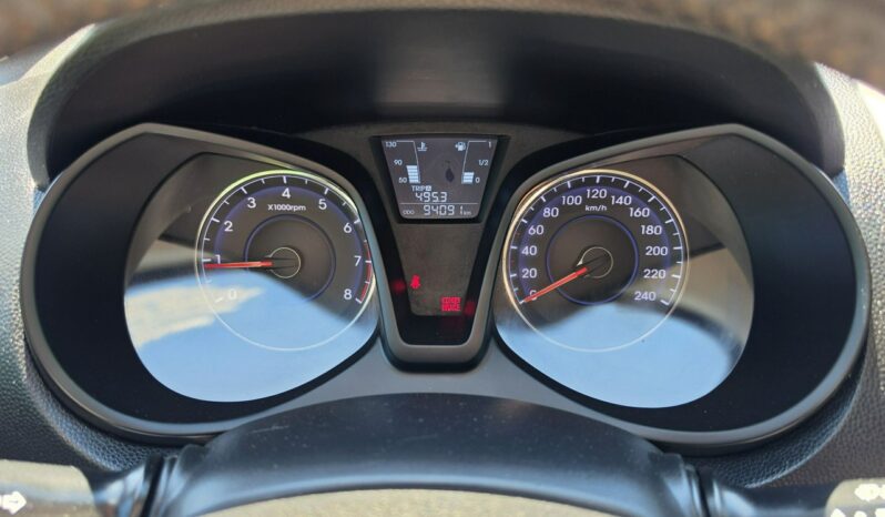 Hyundai ix20 1,4 benzynka 90 KM z niskim przebiegiem 94 tyś km !!! full