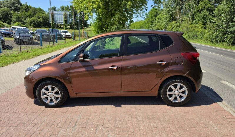 Hyundai ix20 1,4 benzynka 90 KM z niskim przebiegiem 94 tyś km !!! full