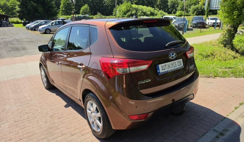 Hyundai ix20 1,4 benzynka 90 KM z niskim przebiegiem 94 tyś km !!! full