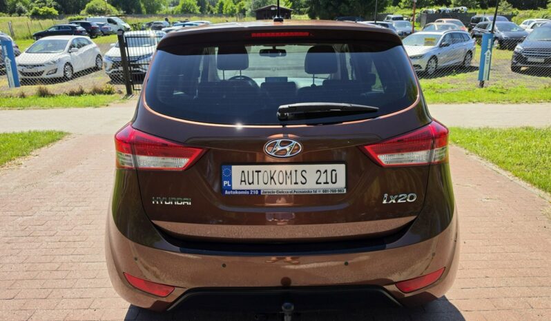 Hyundai ix20 1,4 benzynka 90 KM z niskim przebiegiem 94 tyś km !!! full