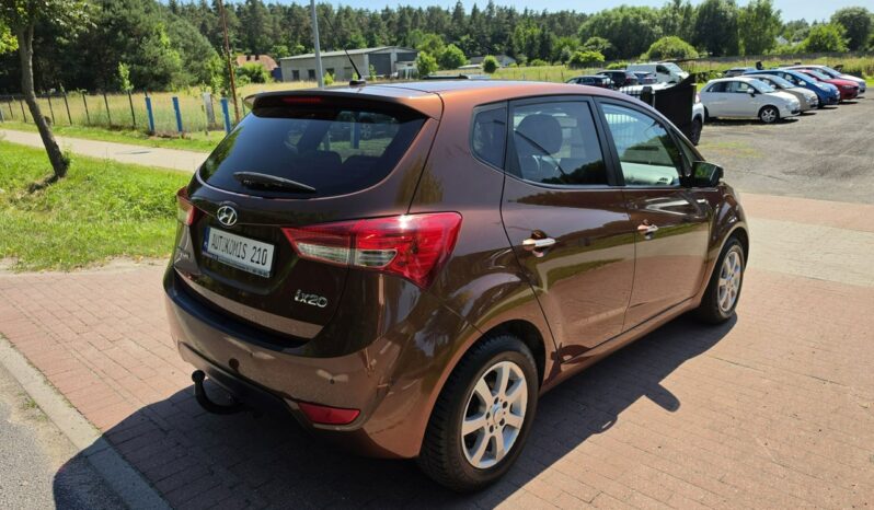 Hyundai ix20 1,4 benzynka 90 KM z niskim przebiegiem 94 tyś km !!! full