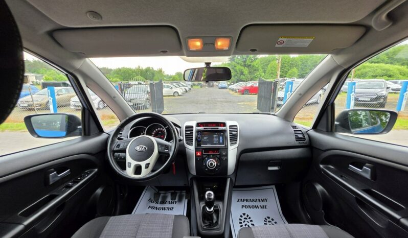Kia Venga 1,4 diesel w ładnym kolorze niski przebieg 141 tys km ! full