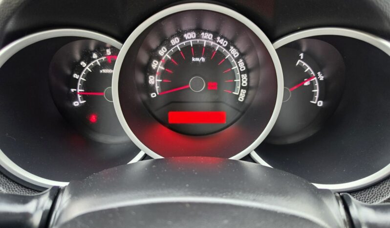 Kia Venga 1,4 diesel w ładnym kolorze niski przebieg 141 tys km ! full