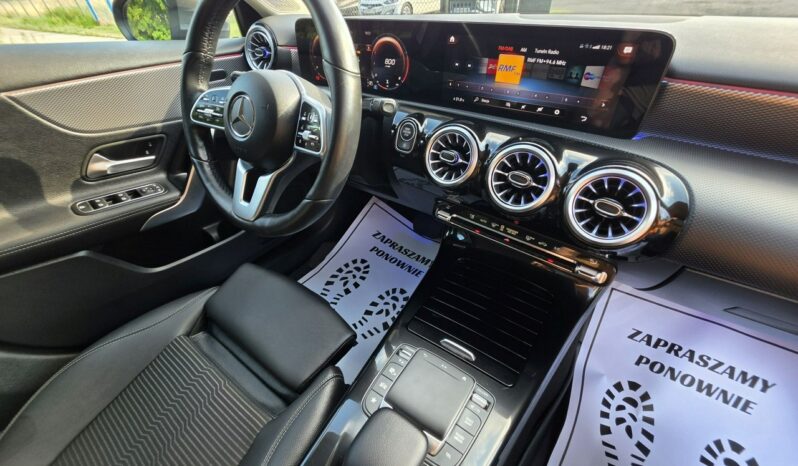 Mercedes A180 1,3 benzyna automat bardzo niski przebieg 13 tyś km ! full