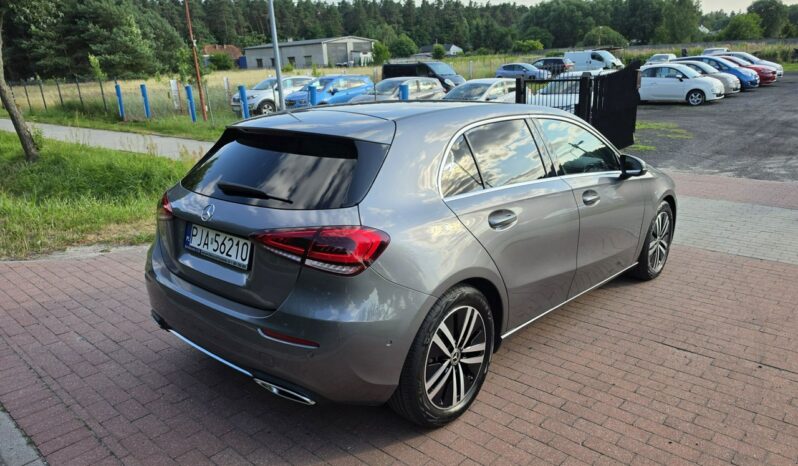 Mercedes A180 1,3 benzyna automat bardzo niski przebieg 13 tyś km ! full