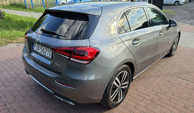 Mercedes A180 1,3 benzyna automat bardzo niski przebieg 13 tyś km ! full