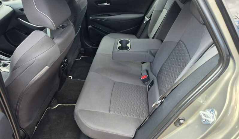 Toyota Corolla 1,8 benzyna-hybryda niski przebieg 92 tyś km automat ! full