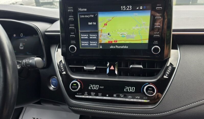 Toyota Corolla 1,8 benzyna-hybryda niski przebieg 92 tyś km automat ! full