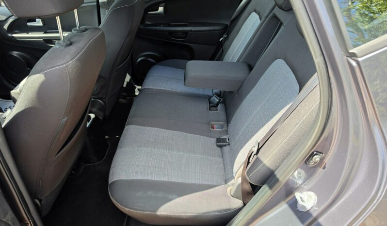 Kia Venga 1,6 benzyna z automatyczną skrzynią biegów 57 tyś km !!! full