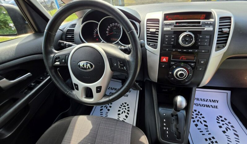 Kia Venga 1,6 benzyna z automatyczną skrzynią biegów 57 tyś km !!! full