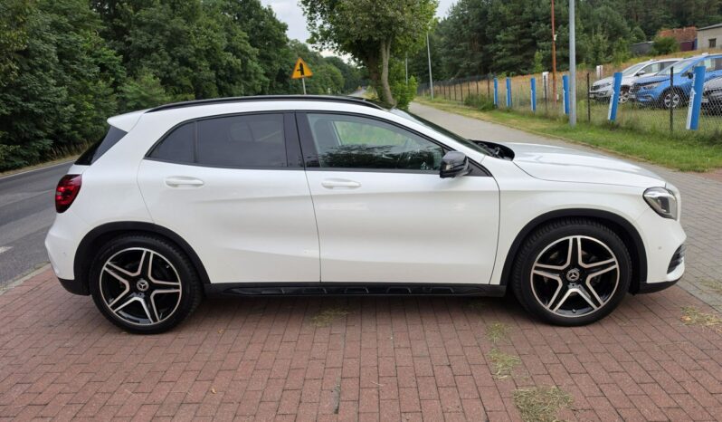 Mercedes GLA 220 4 Matic pakiet AMG 2,0 benzyna automat 142 tyś km ! full