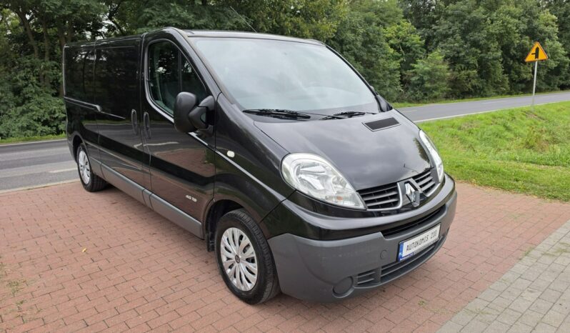 Renault Trafic II lift 2,0 dci 115KM długi w bardzo ładnym stanie  !!! full