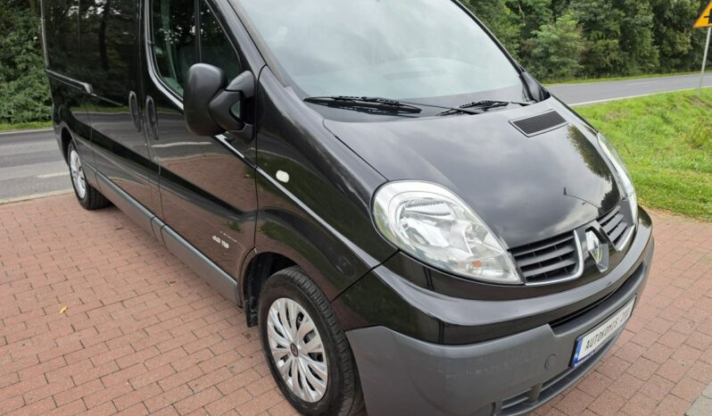 Renault Trafic II lift 2,0 dci 115KM długi w bardzo ładnym stanie  !!! full