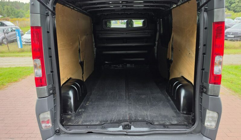 Renault Trafic II lift 2,0 dci 115KM długi w bardzo ładnym stanie  !!! full