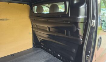 Renault Trafic II lift 2,0 dci 115KM długi w bardzo ładnym stanie  !!! full