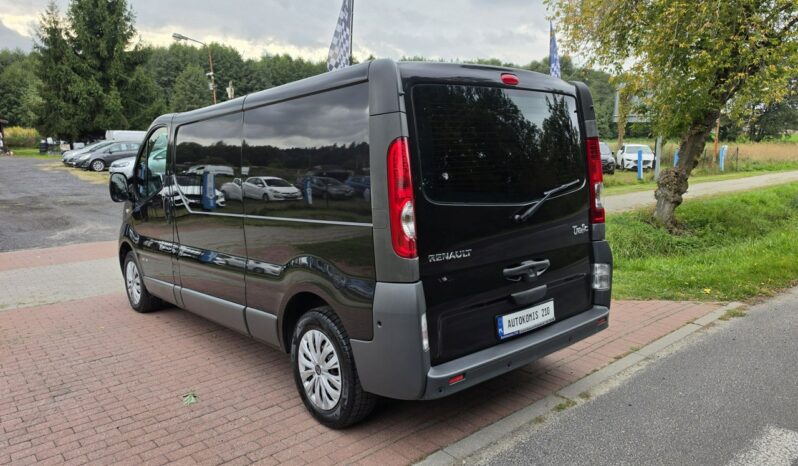 Renault Trafic II lift 2,0 dci 115KM długi w bardzo ładnym stanie  !!! full